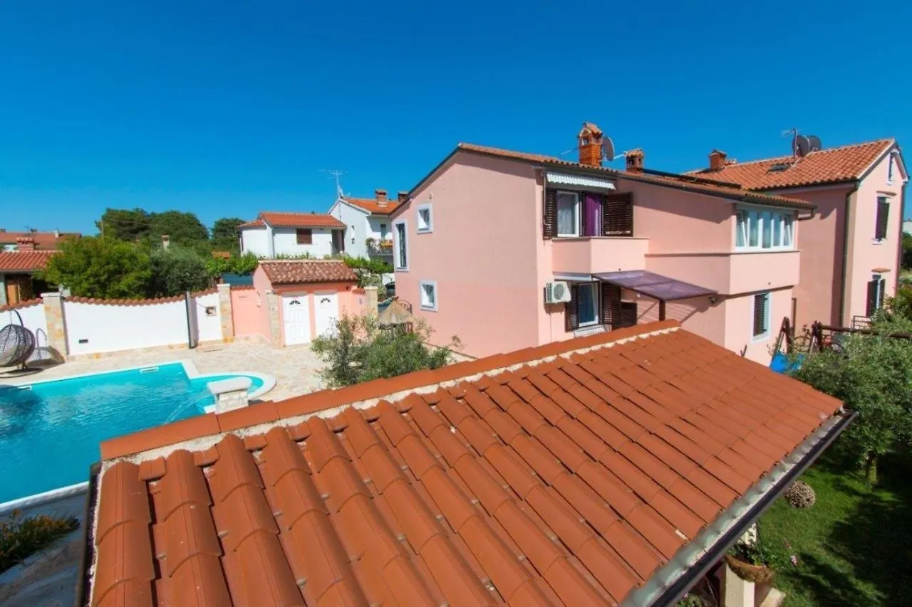 Villa Monte Grande - #123398 Pula 0*,  Croatia