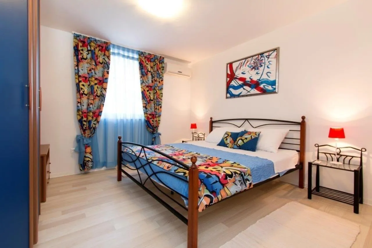 Holiday home Villa Monte Grande - #123398 Pula